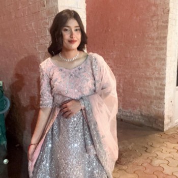 Aysha khan